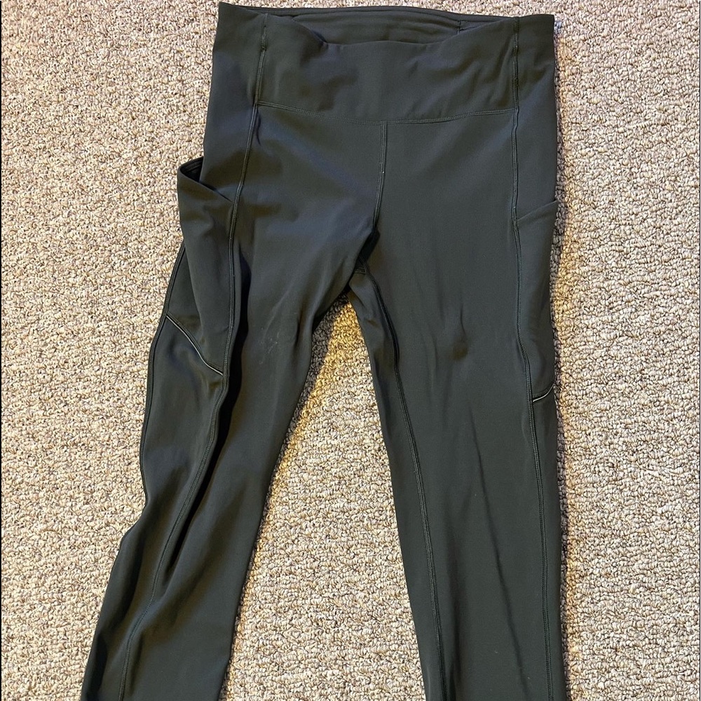 Lululemon 23” leggings